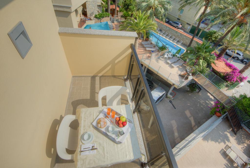 Hotel Residence La Palma Finale Ligure Zewnętrze zdjęcie